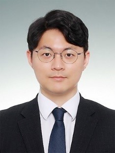 교수사진
